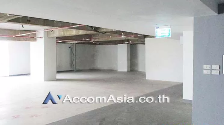  1  Office Space For Rent in silom ,Bangkok MRT Hua Lamphong AA15621
